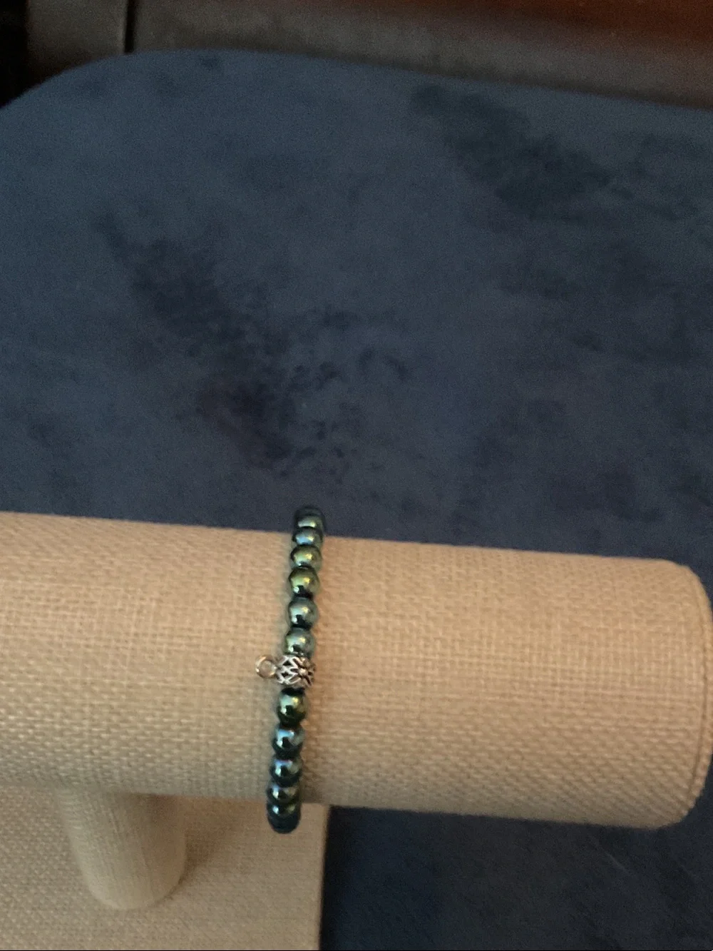 Handmade Green Pearl Beaded Stretch Bracelet with Silver Accent